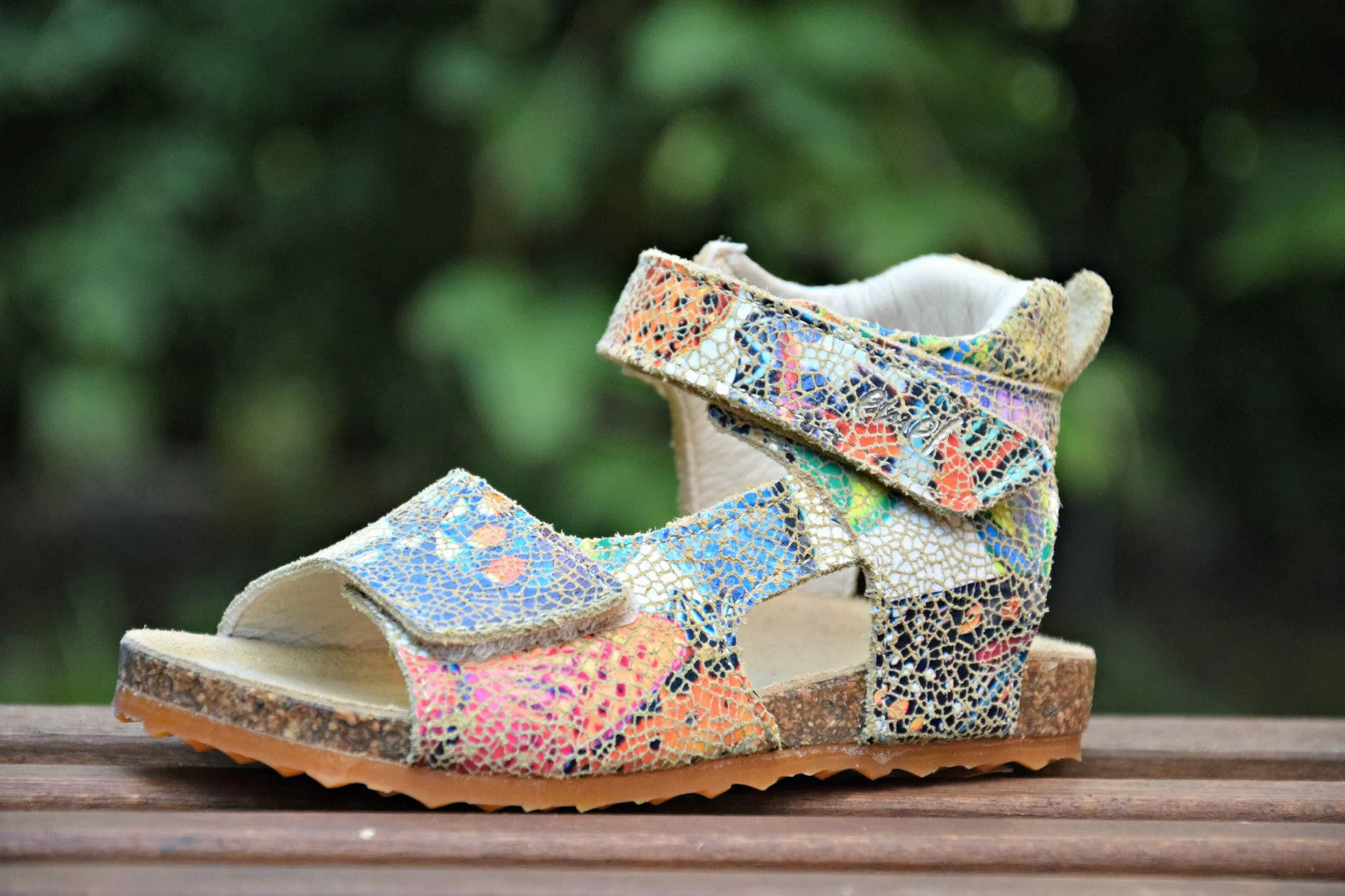 (2508-10 / 2509-10) Emel gaudi print sandals