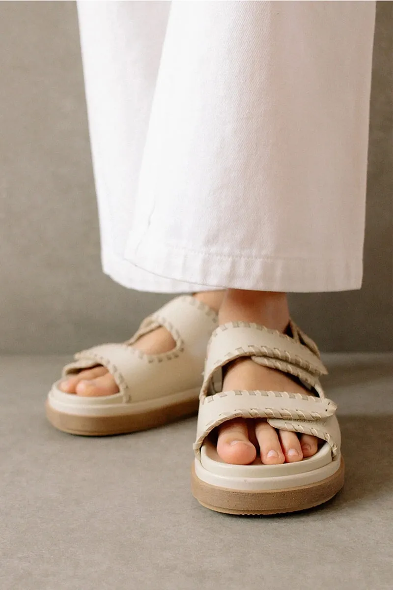 BARREL CREAM STONE BEIGE LEATHER SANDALS- CREAM STONE BEIGE