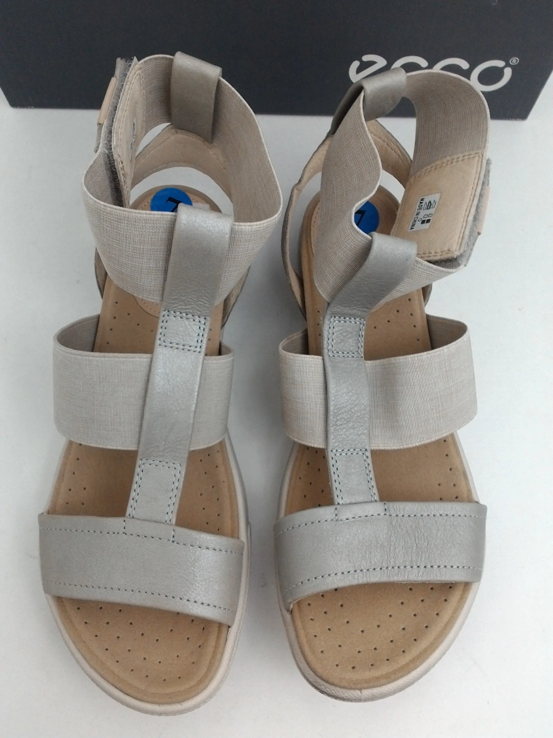 Ecco Women's Gravel Powder Sandals Size 38