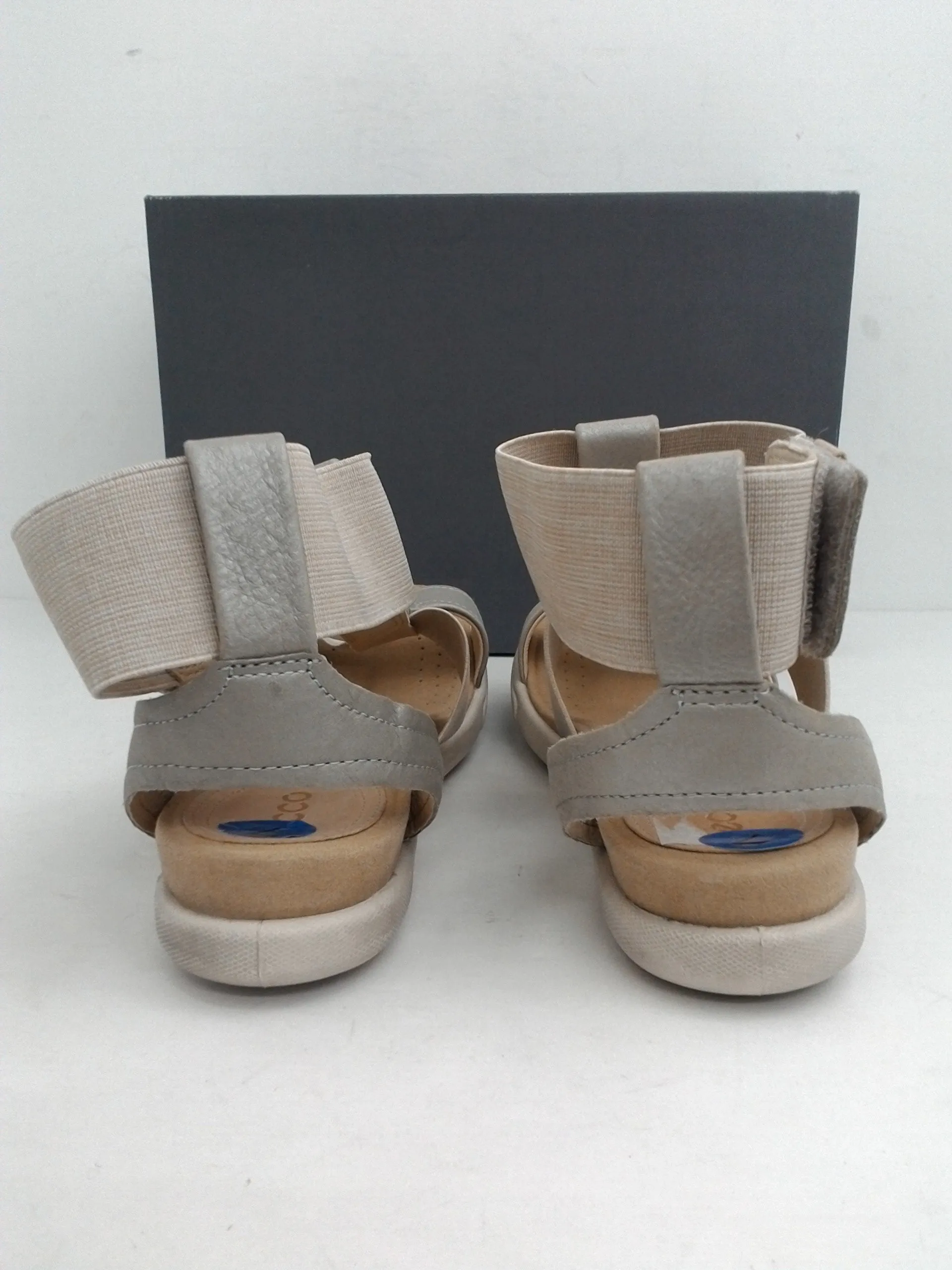 Ecco Women's Gravel Powder Sandals Size 38