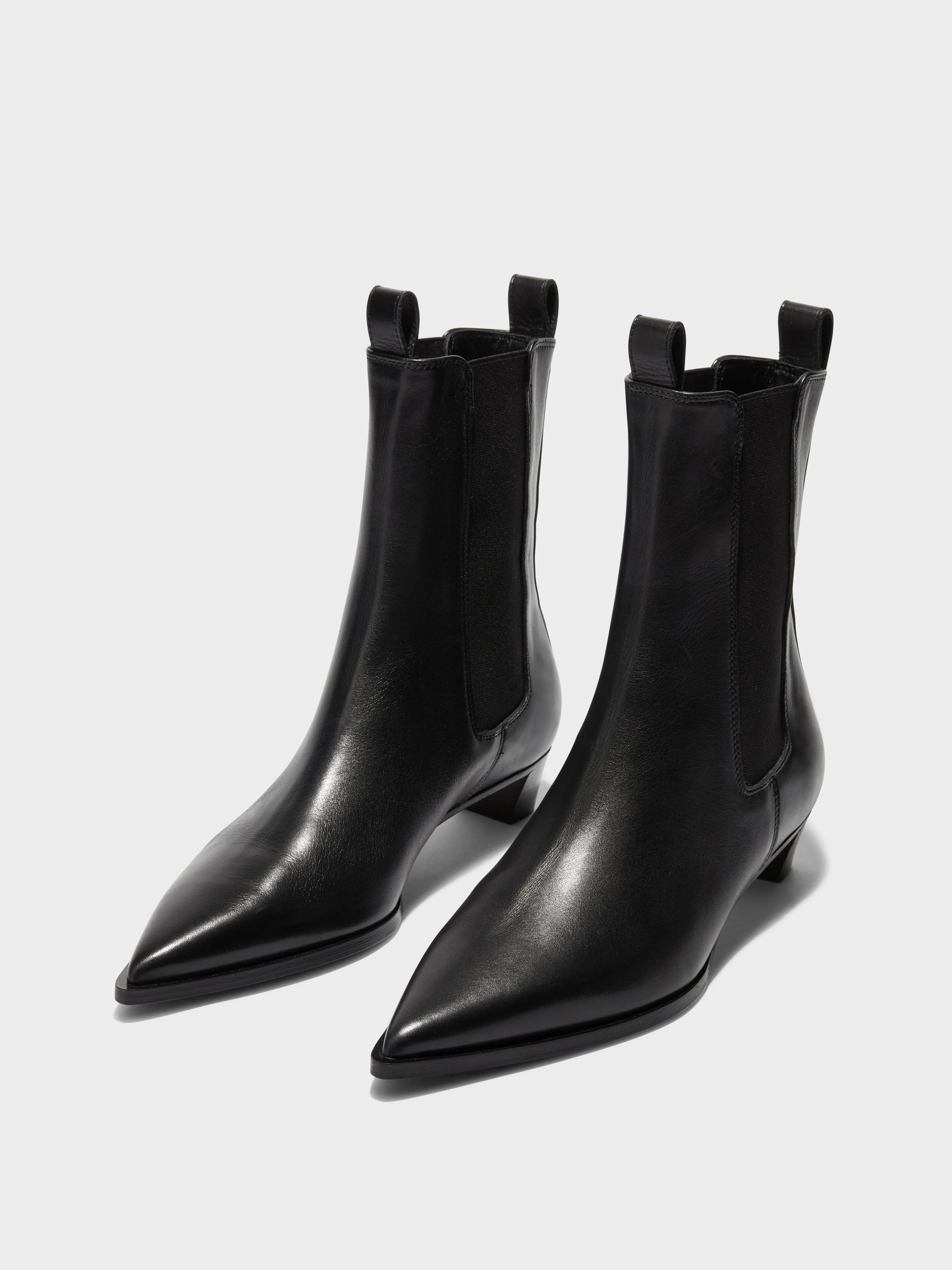 Kiki Leather Chelsea Boots